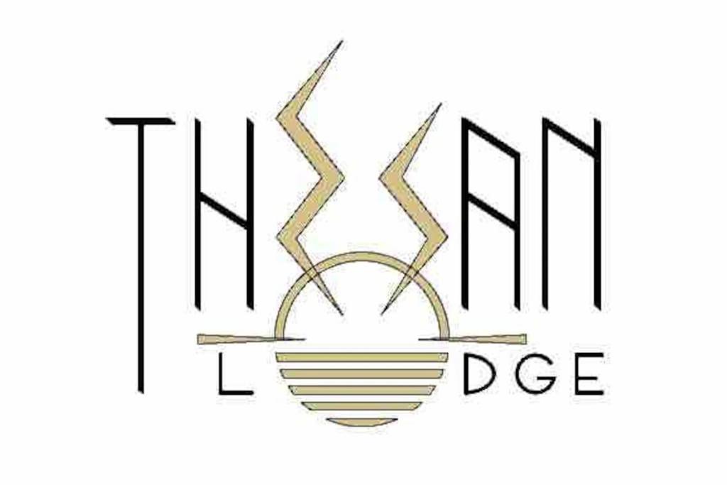 Thesan Lodge, Chic & Modern Design Apartment โกรเซตโต ภายนอก รูปภาพ