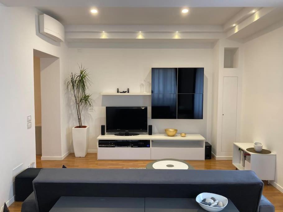 Thesan Lodge, Chic & Modern Design Apartment โกรเซตโต ภายนอก รูปภาพ