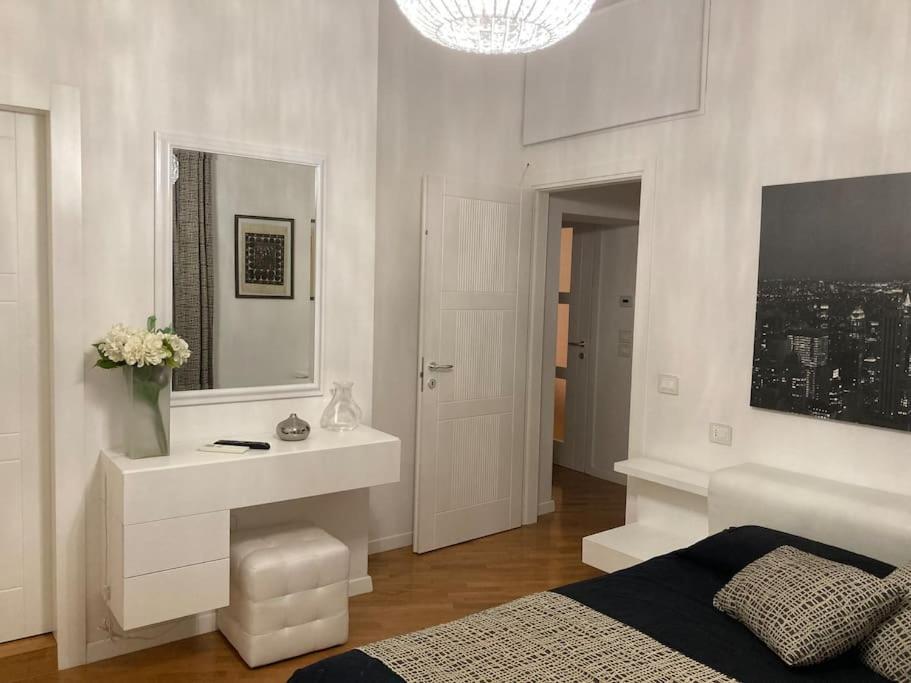 Thesan Lodge, Chic & Modern Design Apartment โกรเซตโต ภายนอก รูปภาพ